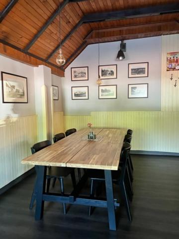 Penzion & Restaurace U Vily Sezimovo Usti Eksteriør billede